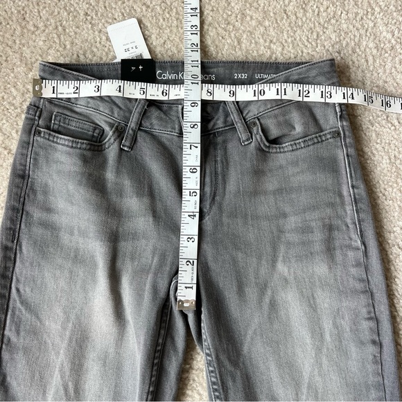 CALVIN KLEIN Ultimate Skinny Faded Gray Wash Jeans—SZ. 2 x 32 - Picture 11 of 14